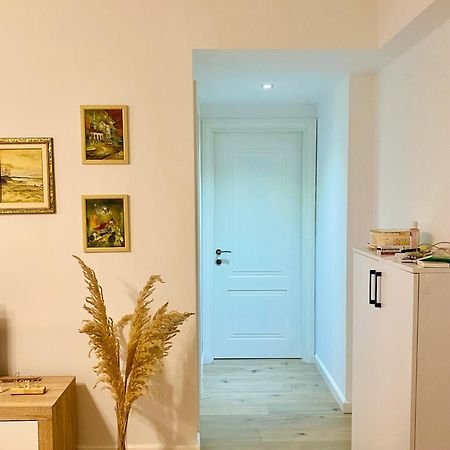 טיראנה Jolie Center Apartment מראה חיצוני תמונה